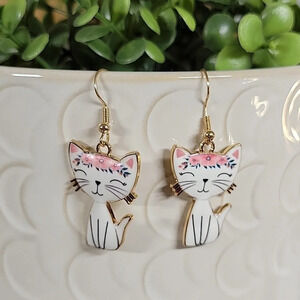 🔥LAST PAIR🔥 Flower Crown Cat Drop Earrings